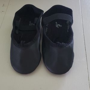 Leo Ballet Russe Black